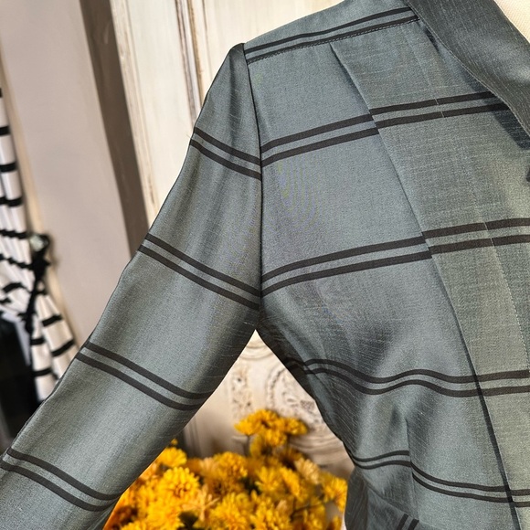 Coletti Elegant Green Plaid Victorian Women's Long Sleeve Peplum Blouse - Picture 5 of 9